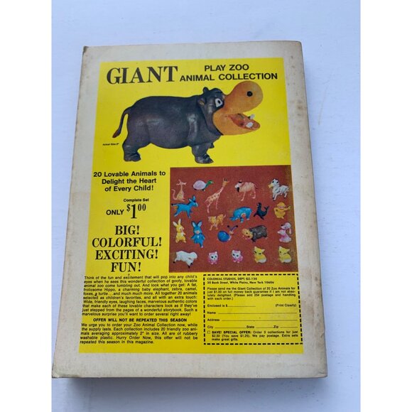 Dennis The Menace "Pocket Full Of Fun" Round & Round Comic Book - Picture 3 of 12